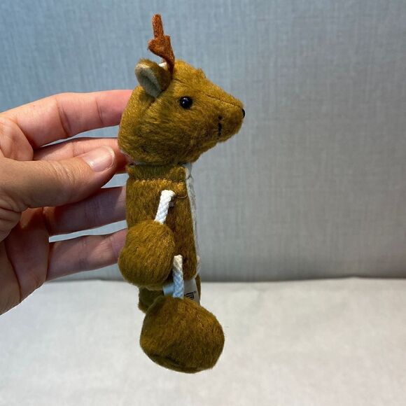 Pez Arctic Babies Caribou Candy Dispenser Plush Reindeer Keychain - Picture 3 of 7